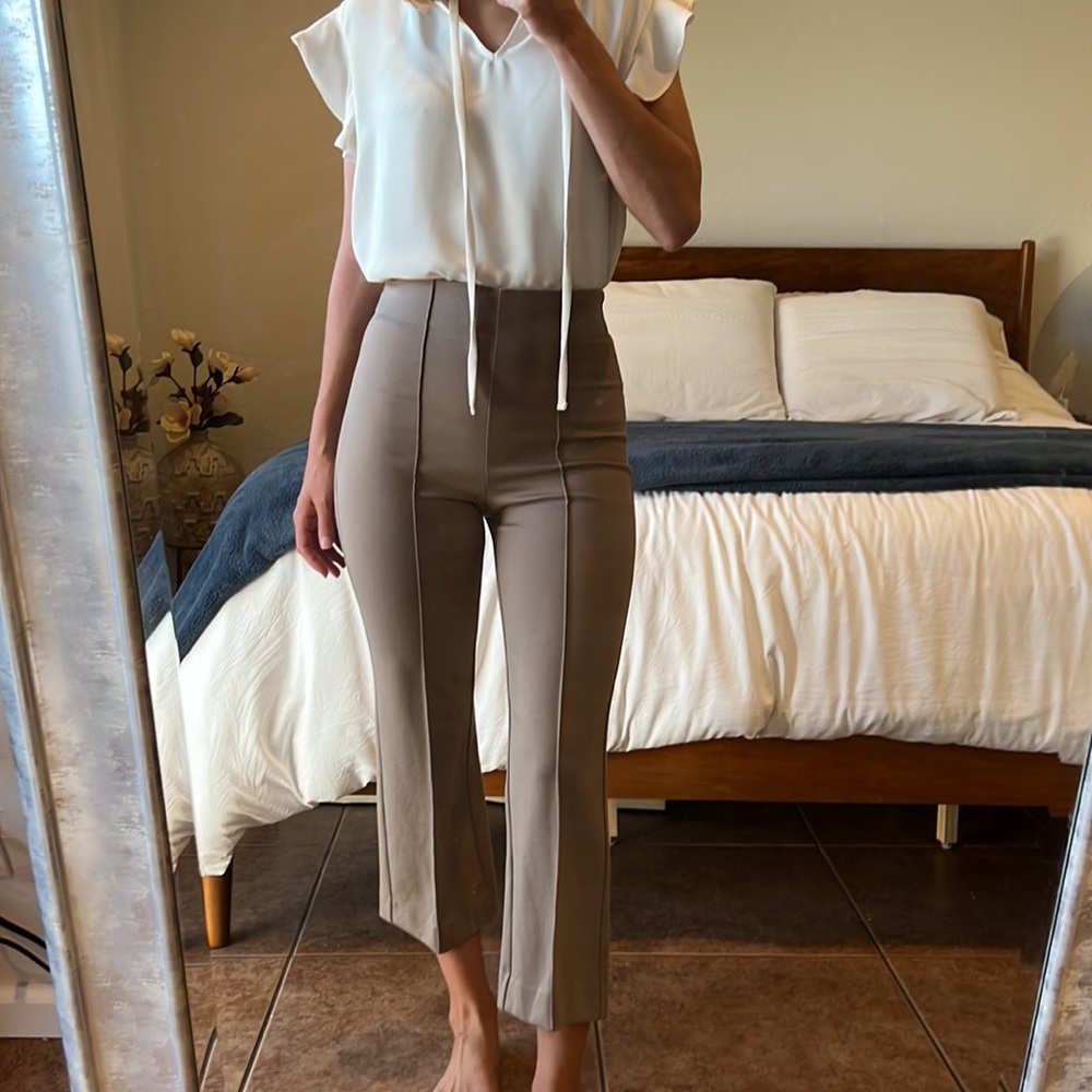 Ann Taylor NWOT High Waisted Crop Tailored Wide Leg Pants